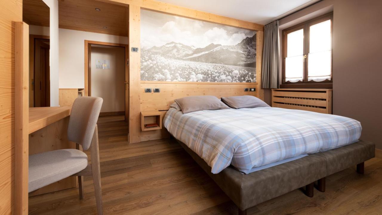 Hotel Compagnoni Santa Caterina Valfurva Exteriör bild