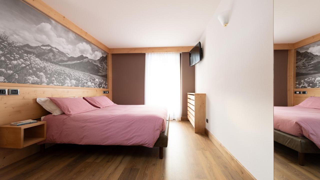 Hotel Compagnoni Santa Caterina Valfurva Exteriör bild