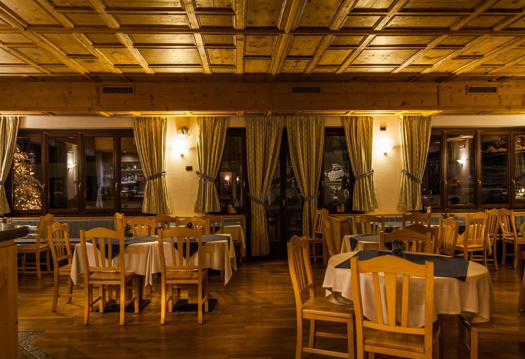 Hotel Compagnoni Santa Caterina Valfurva Exteriör bild